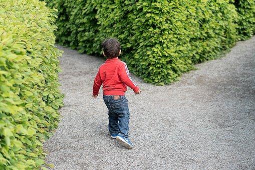 Droit de la Famille : un aspect de l’exercice de l’autorité parentale sur l’enfant mineur : la vaccination contre la COVID-19 (vaccin non obligatoire)